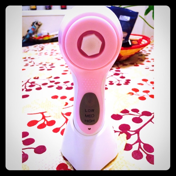 Conair Sonic Care Spin Facial Brush