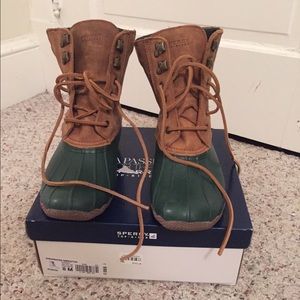Brand new Sperry Duck Boots