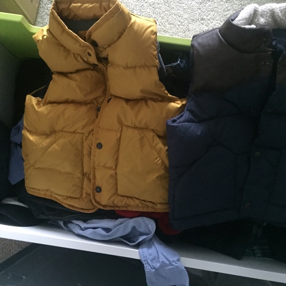 2 GAP BABY Warmest Puffer Vests - Picture 1 of 4