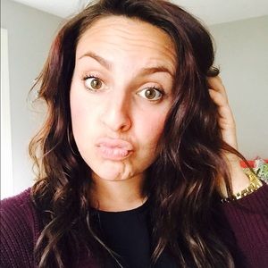 Meet your Posher, Lea