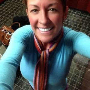 Meet your Posher, Leslie