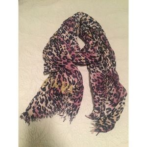 Louis Vuitton Leopard Print Scarf