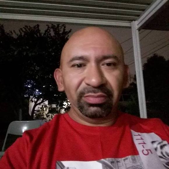 Meet your Posher, Ernesto - Picture 1 of 1