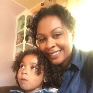 Meet your Posher, Pia