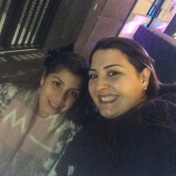 Meet your Posher, Kassandra - Picture 1 of 1