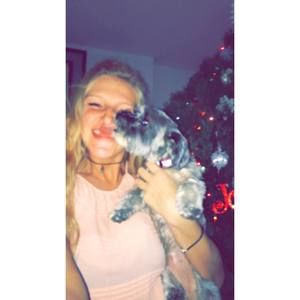 Meet your Posher, Julia