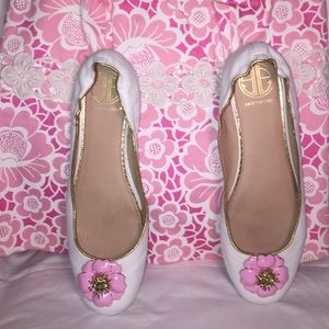 NWT Lilly Pulitzer Bloom White Ballet Flat