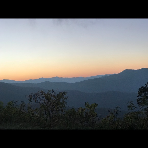 Meet your Posher, Jaime - Picture 2 of 2