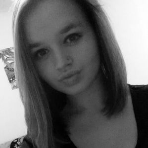 Meet your Posher, Jillian