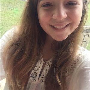 Meet your Posher, Julia