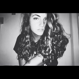 Meet your Posher, Camille