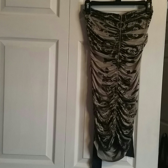 Strapless dress with corset back