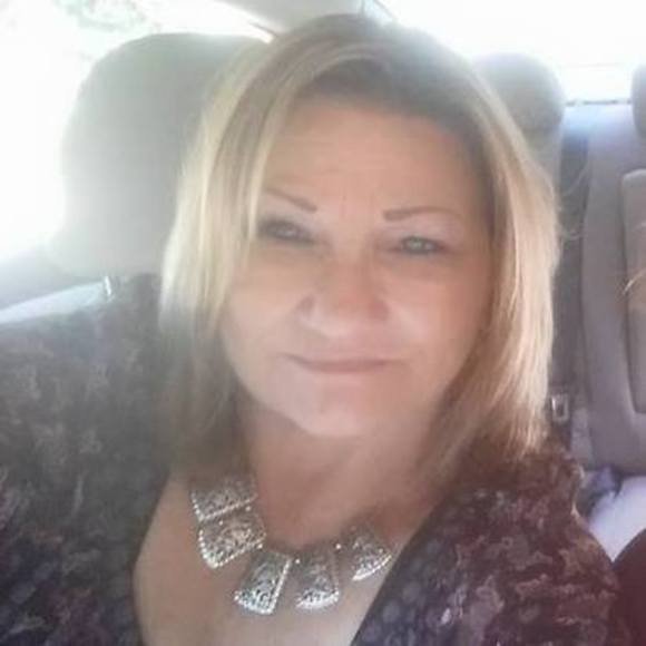 Meet your Posher, Gay