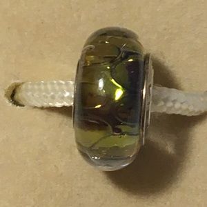 Authentic Chamilia Charm-NWOT