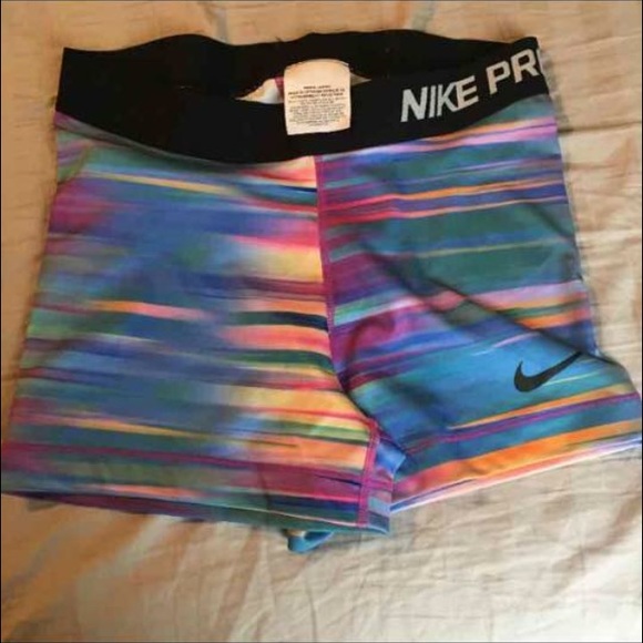 Rainbow Nike Pro NWT