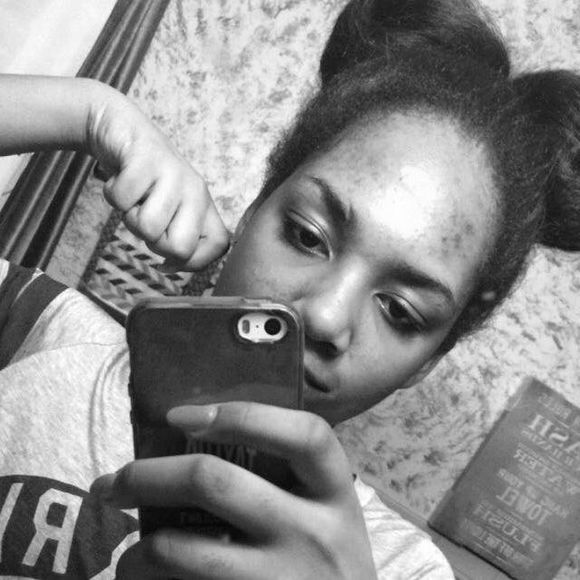 Meet your Posher, Taylor - Picture 1 of 1