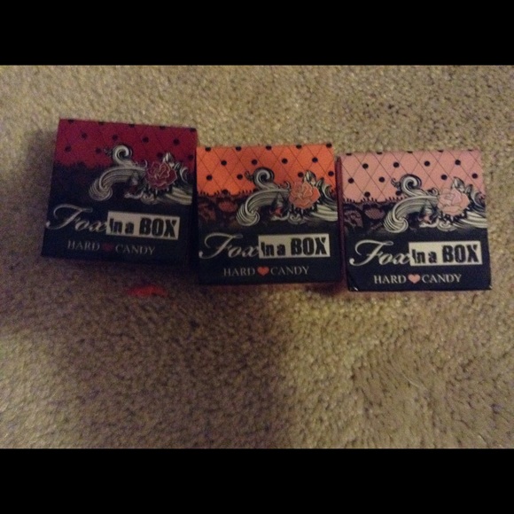 Hard candy blush with the brushes