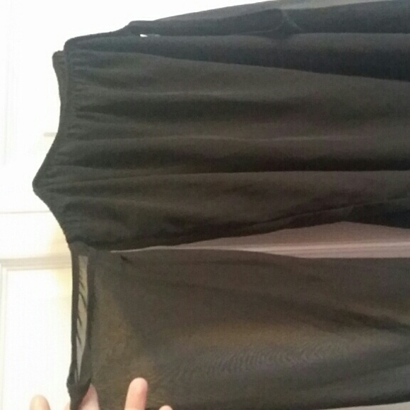 Black tobi top