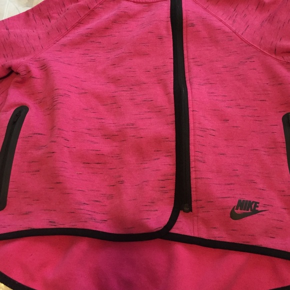 Nike tech sweater