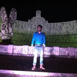 Meet your Posher, Daniel