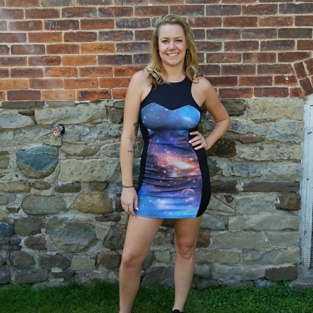 Women's Space dress NWOT