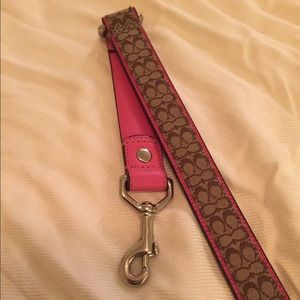 COACH LEASH- Pink! 🐶