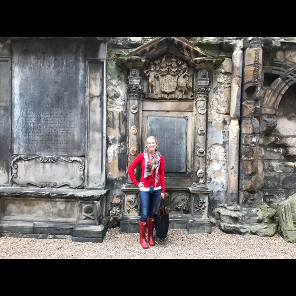 Meet your Posher, Alexandra - Picture 4 of 5