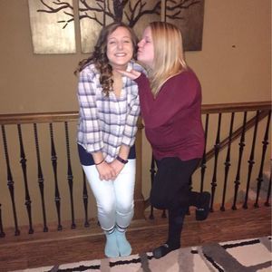 Meet your Posher, Rachel