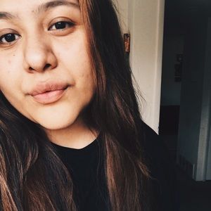 Meet your Posher, Leslie