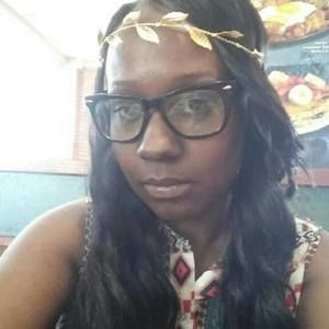 Meet your Posher, Stacy