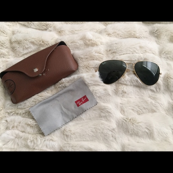 Pre loved ray ban aviators