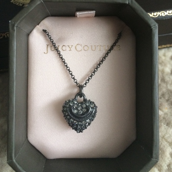 NIB JUICY COUTURE heart necklace