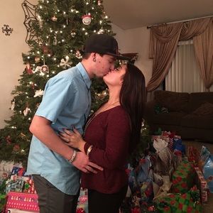 Meet your Posher, Alexine