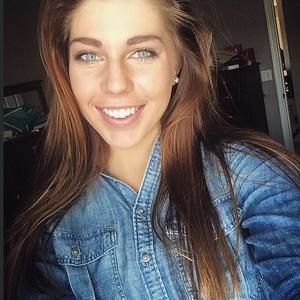 Meet your Posher, Taryn