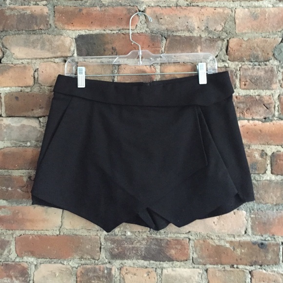 Zara Skort