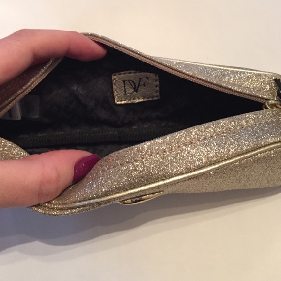 DVF gold sparkly cosmetic case NWT - Picture 3 of 3