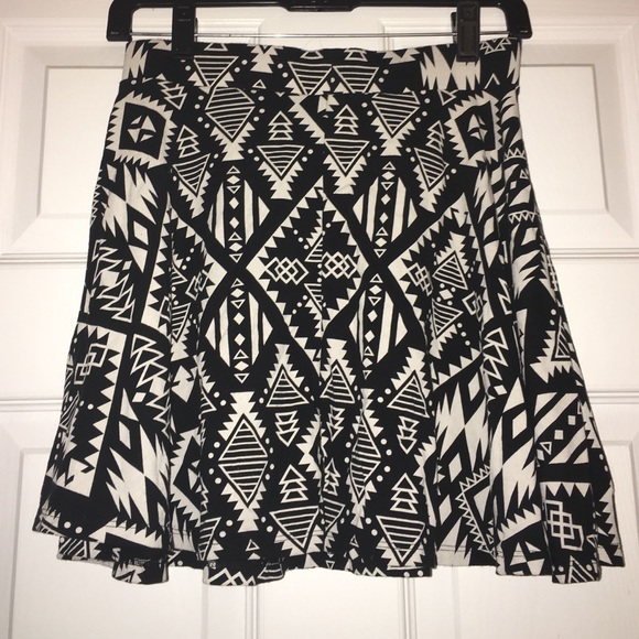 Victoria's Secret Skater Flare Skirt - Picture 2 of 3