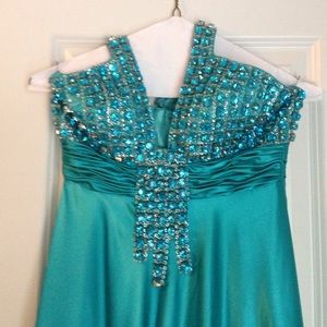 Sherri Hill prom dress | blue