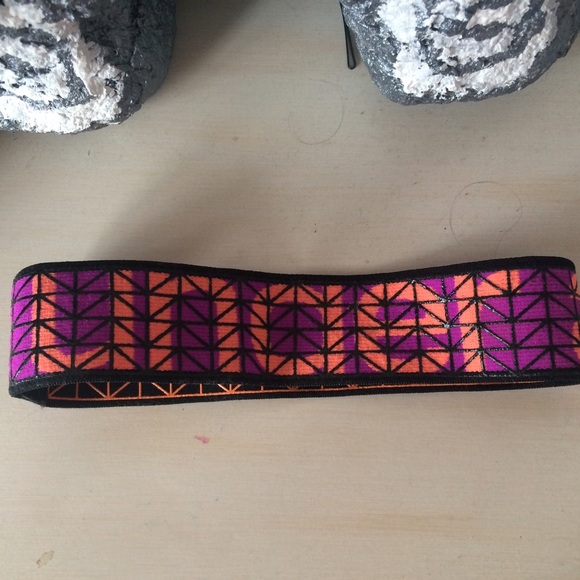Under Armor Non-Slip Reversible Headband