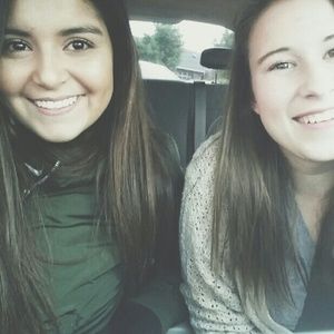 Meet your Posher, Courtney