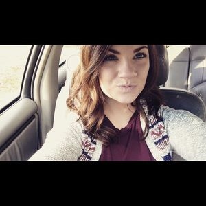 Meet your Posher, Katelyn