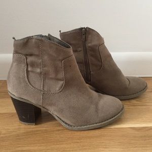 Old Navy Brown Booties