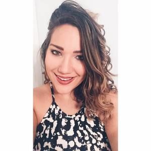 Meet your Posher, Elisa