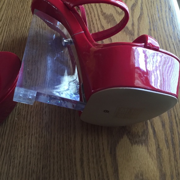 Bakers Elite red shoes. - Picture 4 of 4