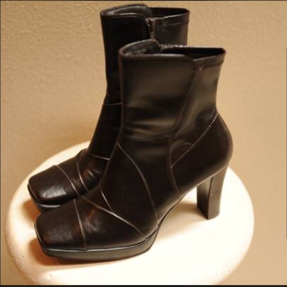 Skechers Dress Boots