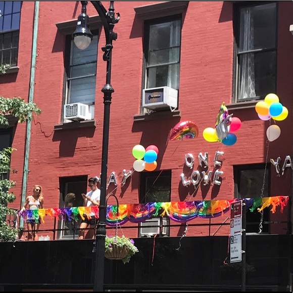 Meet your Posher, Johnson - Picture 5 of 8