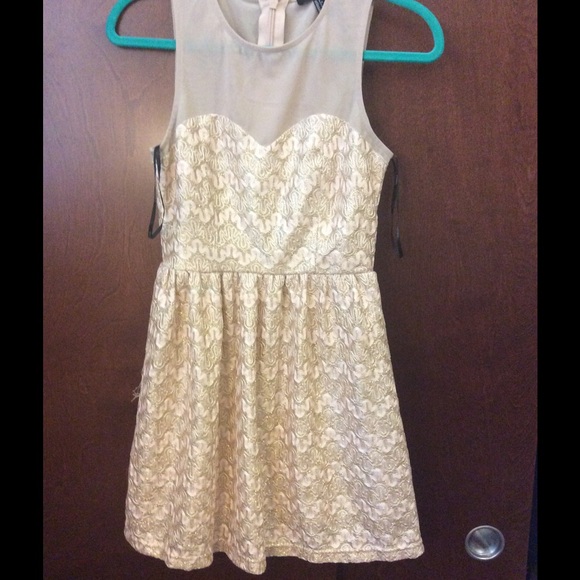Forever 21 Dresses & Skirts - Gold Dress
