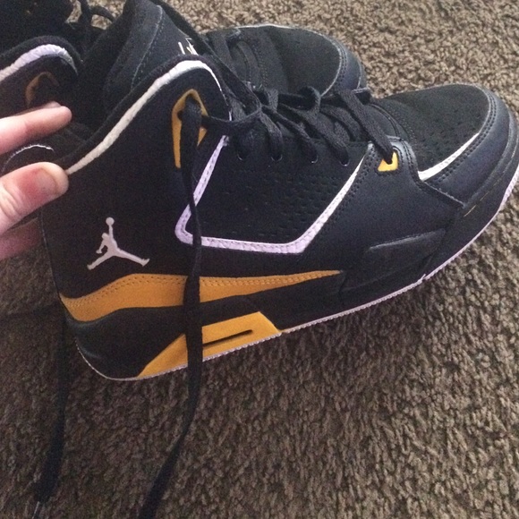 Jordan basketball shoes