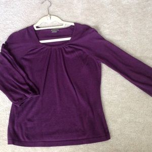 Ann Taylor plum light knit sweater L
