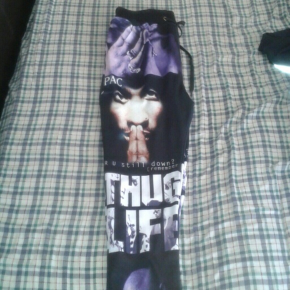 2Pac Thug Life Jogger Set